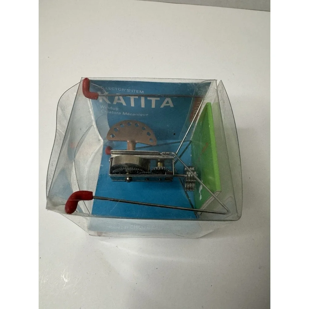 Kikkerland Katita Wind-Up toy, designed by Chico Bicalho in 1999.